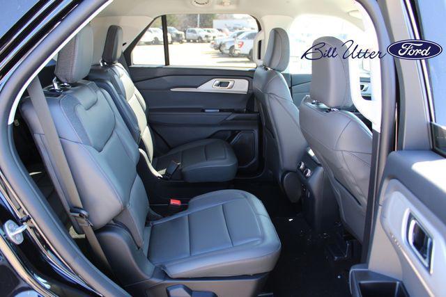 new 2025 Ford Explorer car, priced at $39,128
