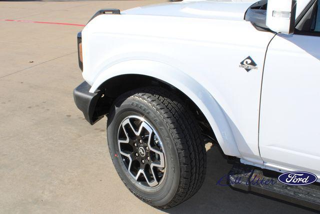 new 2024 Ford Bronco car, priced at $52,606