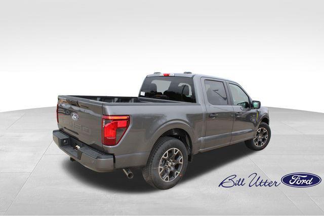 new 2024 Ford F-150 car, priced at $42,304