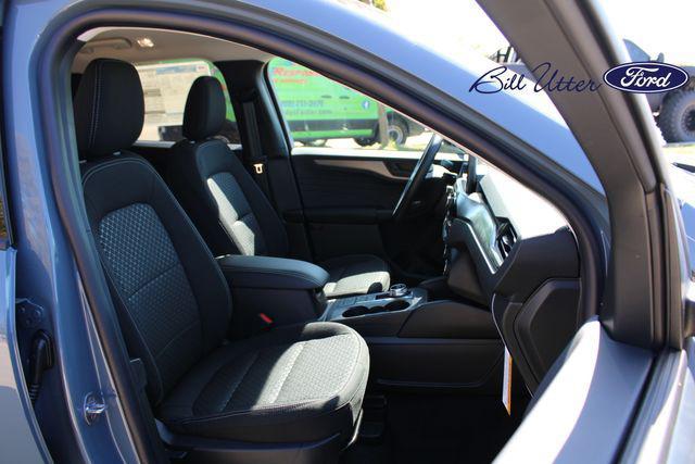 new 2025 Ford Escape car, priced at $25,209