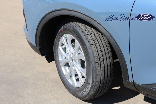 new 2025 Ford Escape car, priced at $25,209