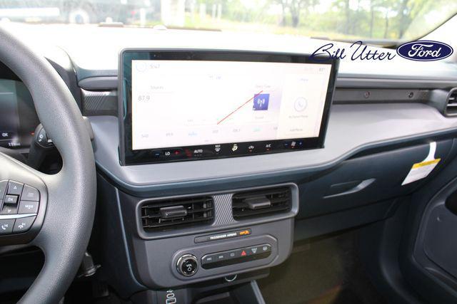 new 2025 Ford Maverick car, priced at $28,690