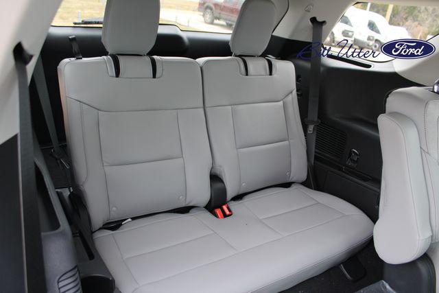 new 2025 Ford Explorer car, priced at $40,445
