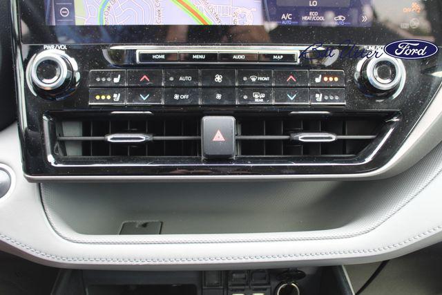 used 2021 Toyota Highlander car, priced at $28,999