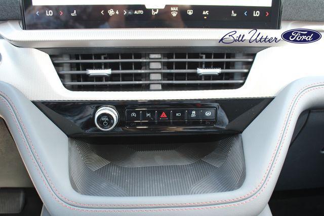 new 2025 Ford Explorer car, priced at $38,773