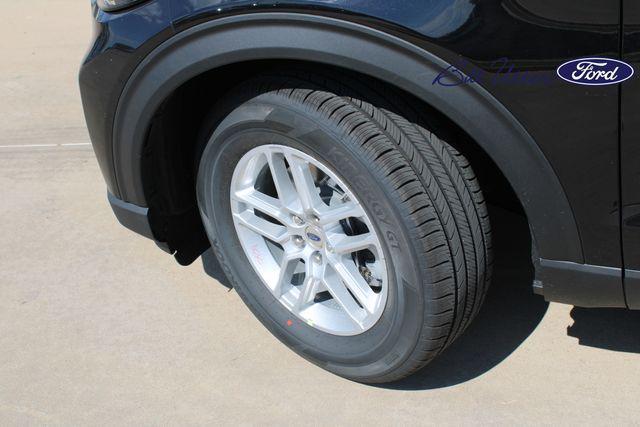 new 2025 Ford Explorer car, priced at $38,773