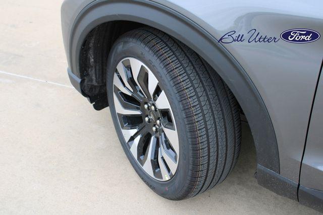 new 2025 Ford Explorer car, priced at $57,254