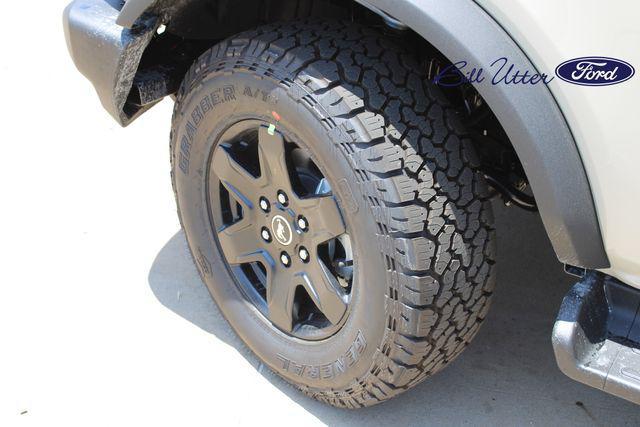 new 2025 Ford Bronco car, priced at $46,427