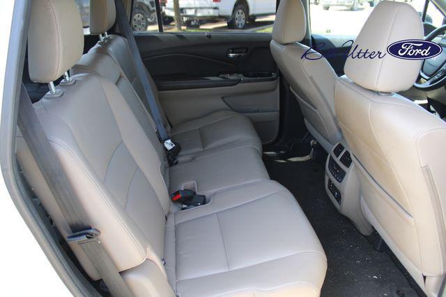 used 2016 Honda Pilot car, priced at $15,234