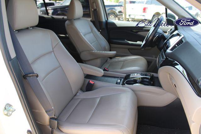 used 2016 Honda Pilot car, priced at $15,234