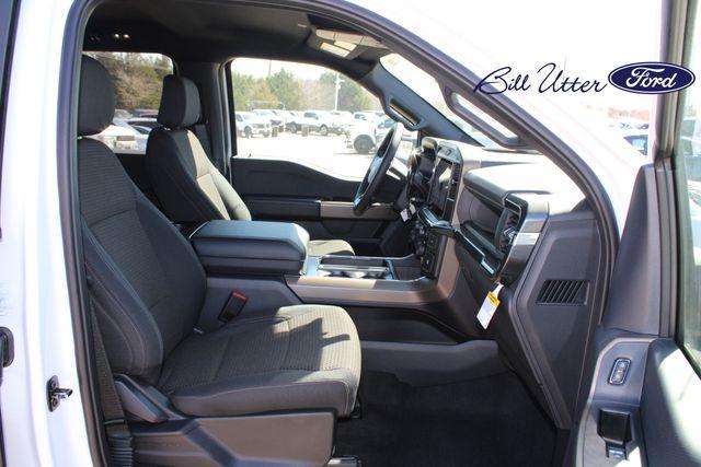 new 2025 Ford F-150 car, priced at $50,959