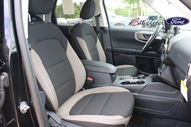 new 2025 Ford Bronco Sport car, priced at $30,004