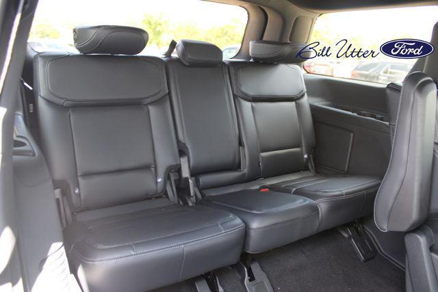 new 2025 Ford Expedition car, priced at $77,489