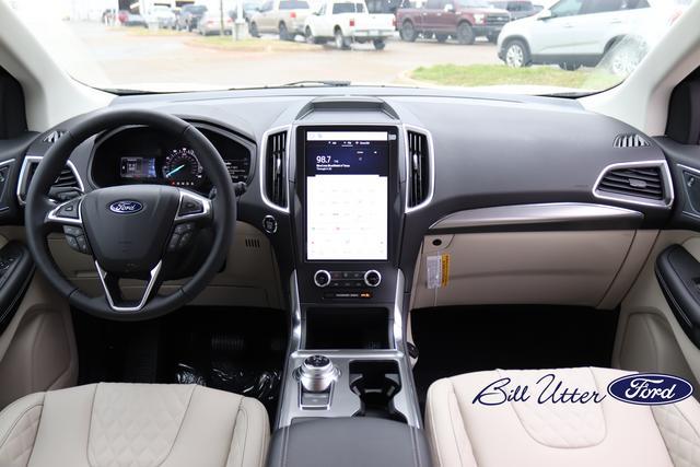 new 2024 Ford Edge car, priced at $39,620