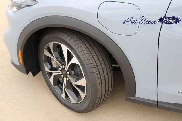 new 2025 Ford Mustang Mach-E car, priced at $31,870