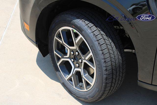 new 2025 Ford Maverick car, priced at $36,709