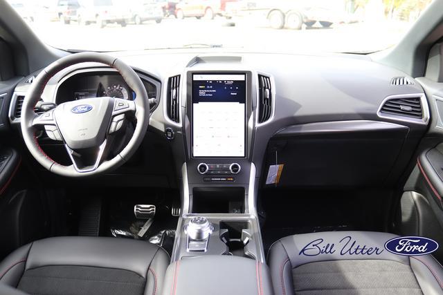 new 2024 Ford Edge car, priced at $36,380