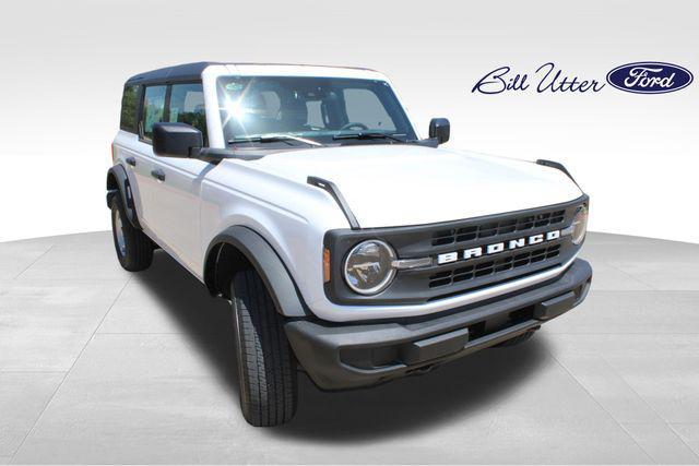 new 2025 Ford Bronco car, priced at $44,070