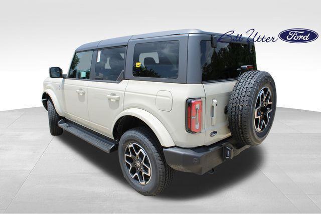 new 2025 Ford Bronco car, priced at $49,976