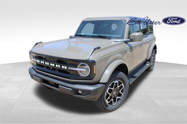 new 2025 Ford Bronco car, priced at $52,258