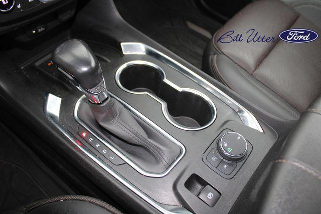 used 2022 Chevrolet Traverse car, priced at $34,995