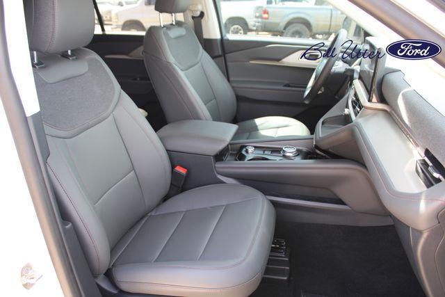 new 2025 Ford Explorer car, priced at $42,666