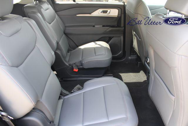 new 2025 Ford Explorer car, priced at $42,666