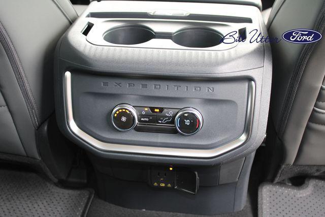 new 2025 Ford Expedition Max car, priced at $72,205