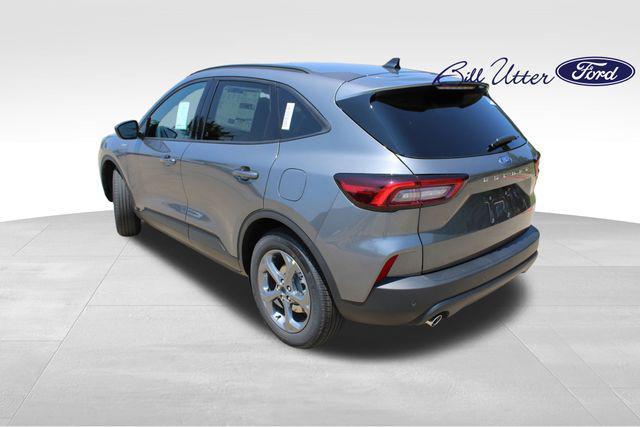 new 2025 Ford Escape car, priced at $29,647