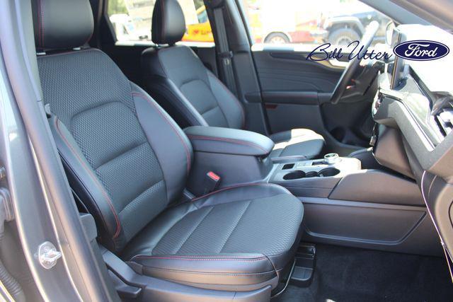new 2025 Ford Escape car, priced at $29,647