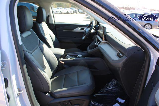 new 2025 Ford Explorer car, priced at $39,131