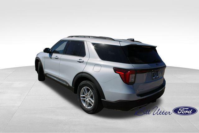 new 2025 Ford Explorer car, priced at $40,729