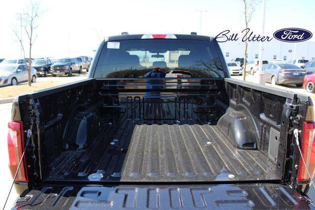 new 2025 Ford F-150 car, priced at $45,202