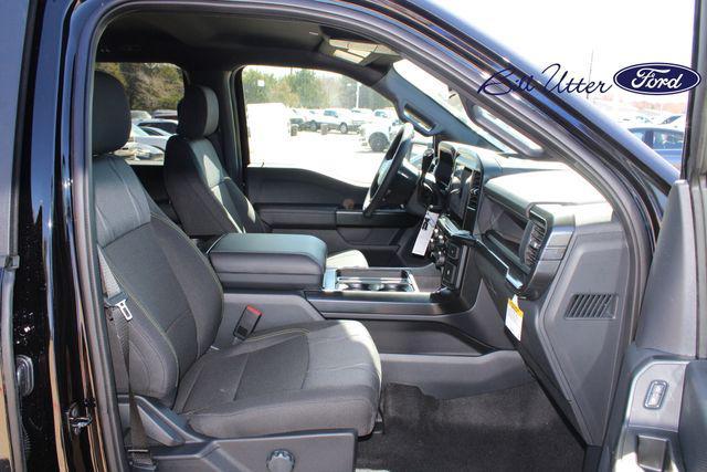 new 2025 Ford F-150 car, priced at $45,202