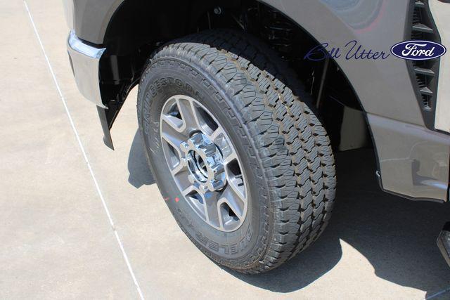 new 2025 Ford F-250 car, priced at $59,485