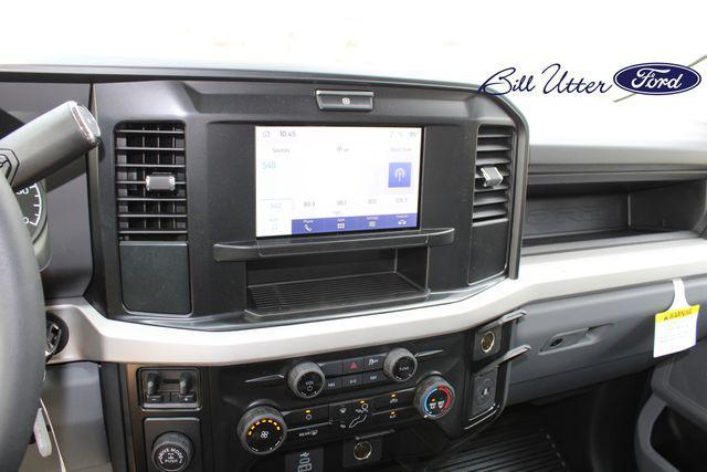 new 2025 Ford F-250 car, priced at $62,455