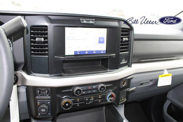 new 2025 Ford F-250 car, priced at $65,889