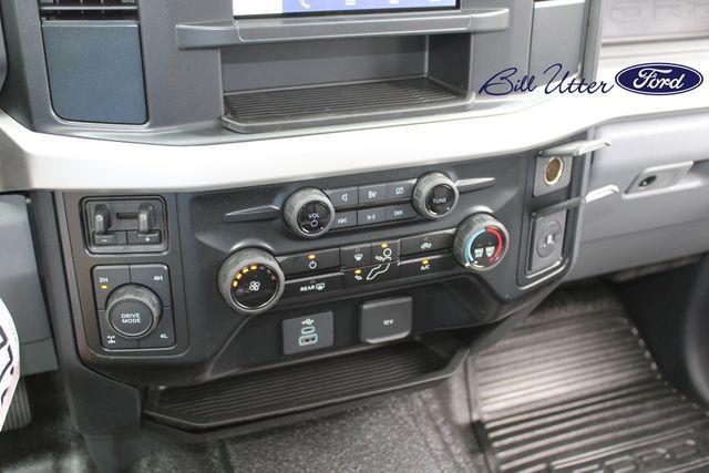 new 2024 Ford F-250 car, priced at $48,624