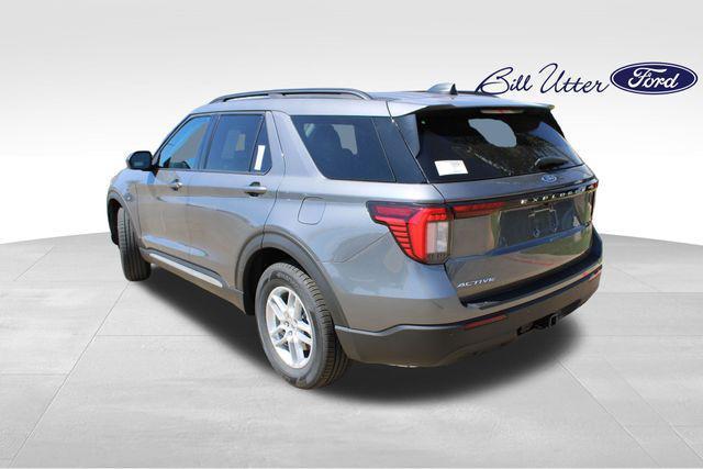 new 2025 Ford Explorer car, priced at $39,616
