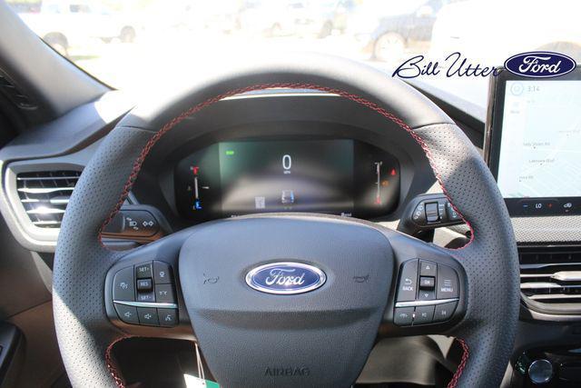 new 2025 Ford Escape car, priced at $32,881