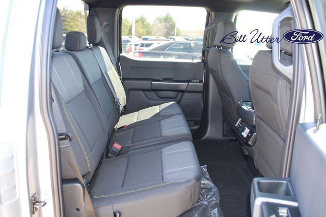 new 2025 Ford F-150 car, priced at $45,202