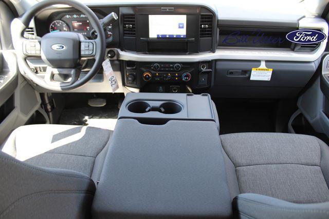 new 2025 Ford F-250 car, priced at $57,923
