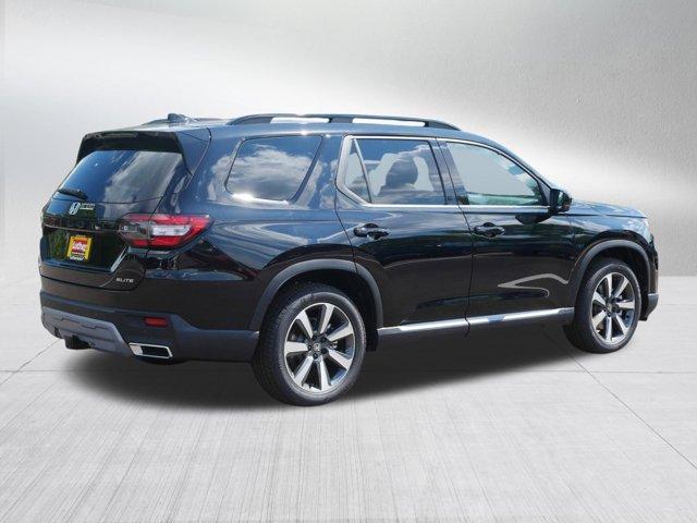 new 2025 Honda Pilot car, priced at $50,521