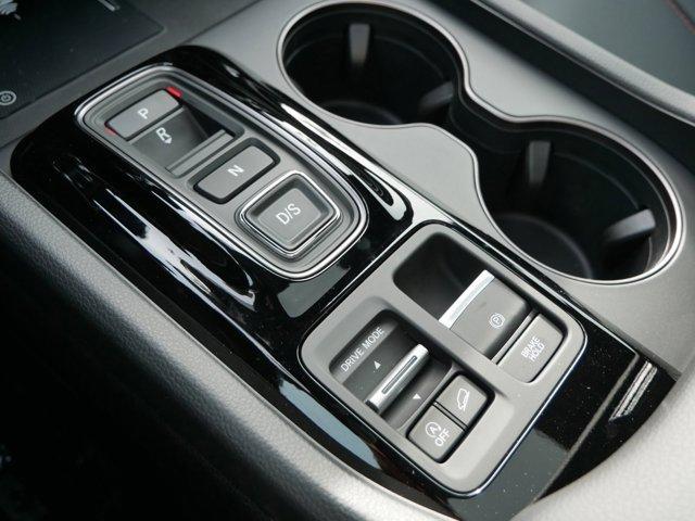 new 2025 Honda Pilot car, priced at $46,670