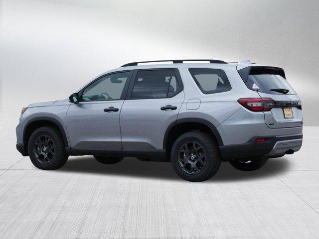 new 2025 Honda Pilot car, priced at $46,670