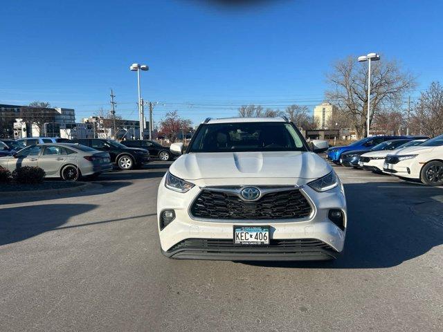 used 2023 Toyota Highlander Hybrid car, priced at $49,995