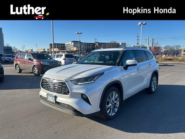 used 2023 Toyota Highlander Hybrid car, priced at $49,995