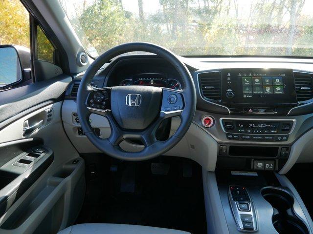 used 2022 Honda Pilot car, priced at $32,495