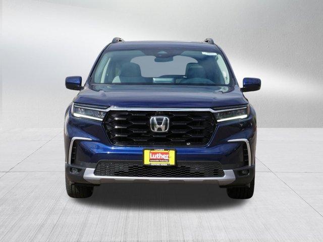 new 2025 Honda Pilot car, priced at $50,521