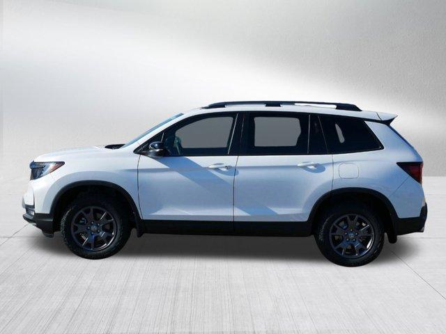 new 2025 Honda Passport car, priced at $44,379